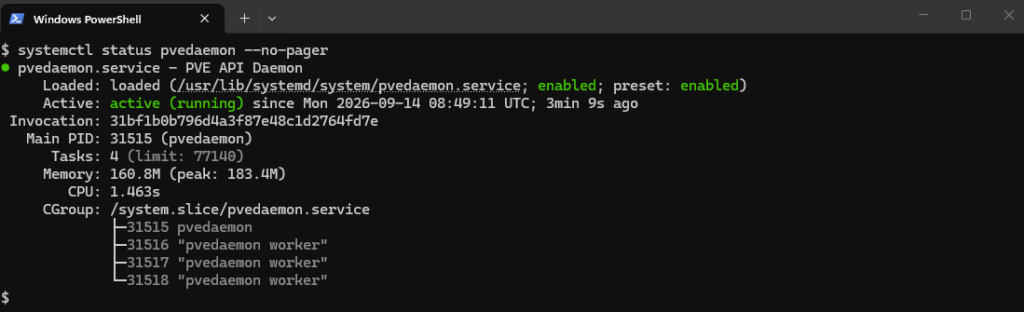 systemctl status pvedaemon montrant le démon d'API Proxmox actif